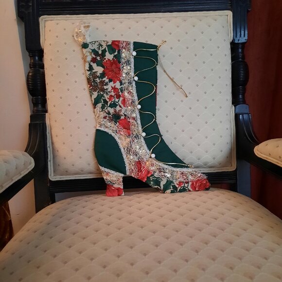 Two Handmade Victorian Christmas Stockings - Picture 3 of 7